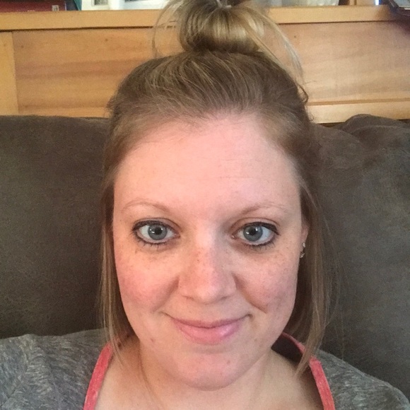 Meet your Posher, Ammie - Picture 1 of 1